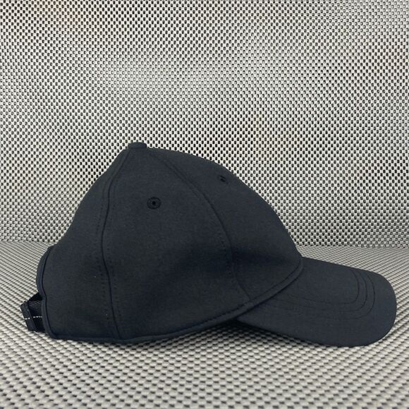 Lululemon Classic Ball Cap Hat Womens One Size Black Logo Adjustable Strap - Picture 4 of 9